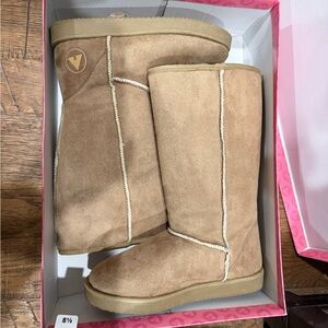 Airwalk Tan Suede Boots